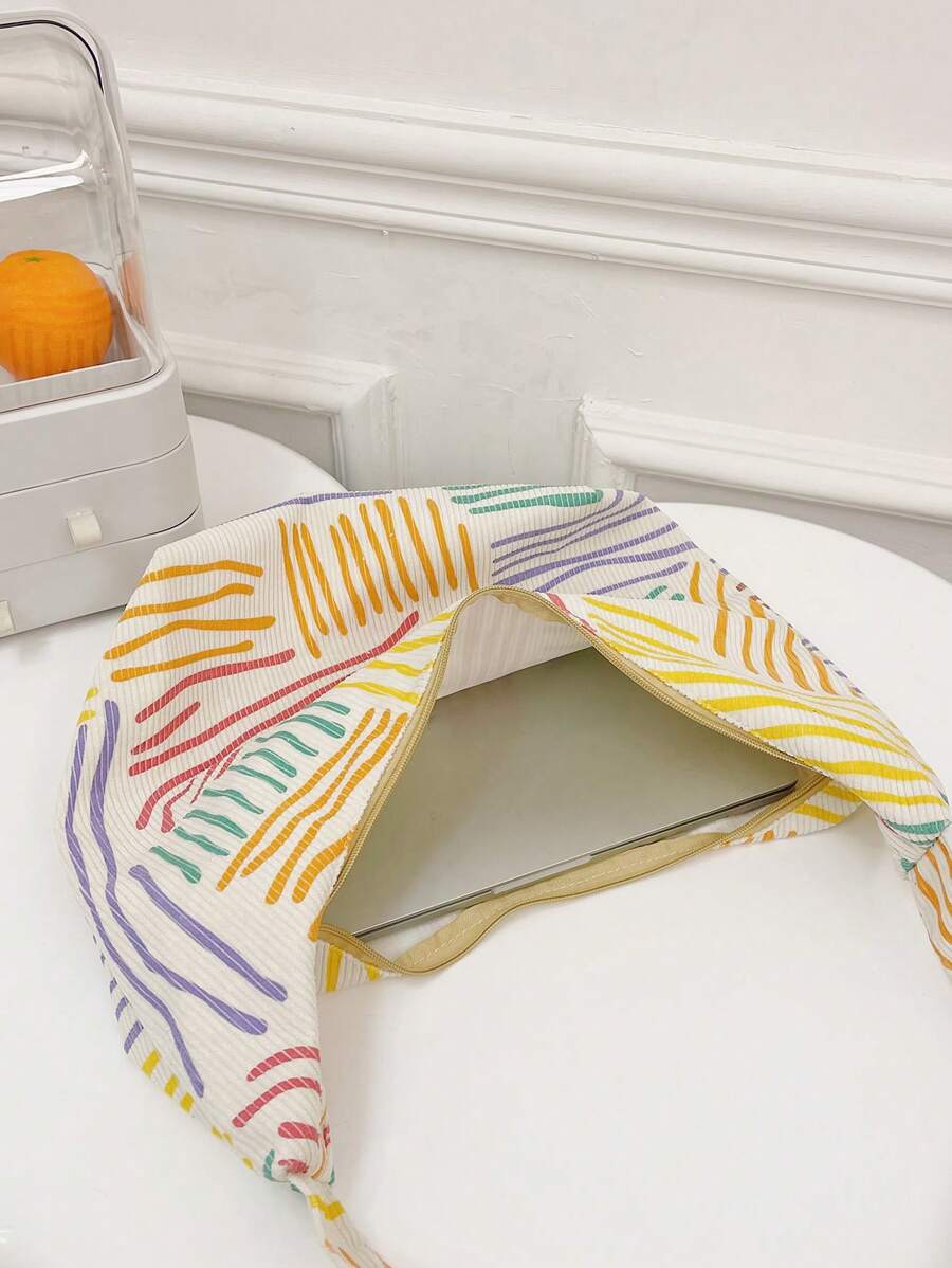 Bolsa de Tecido com Estampa Geométrica e Alças Trançadas