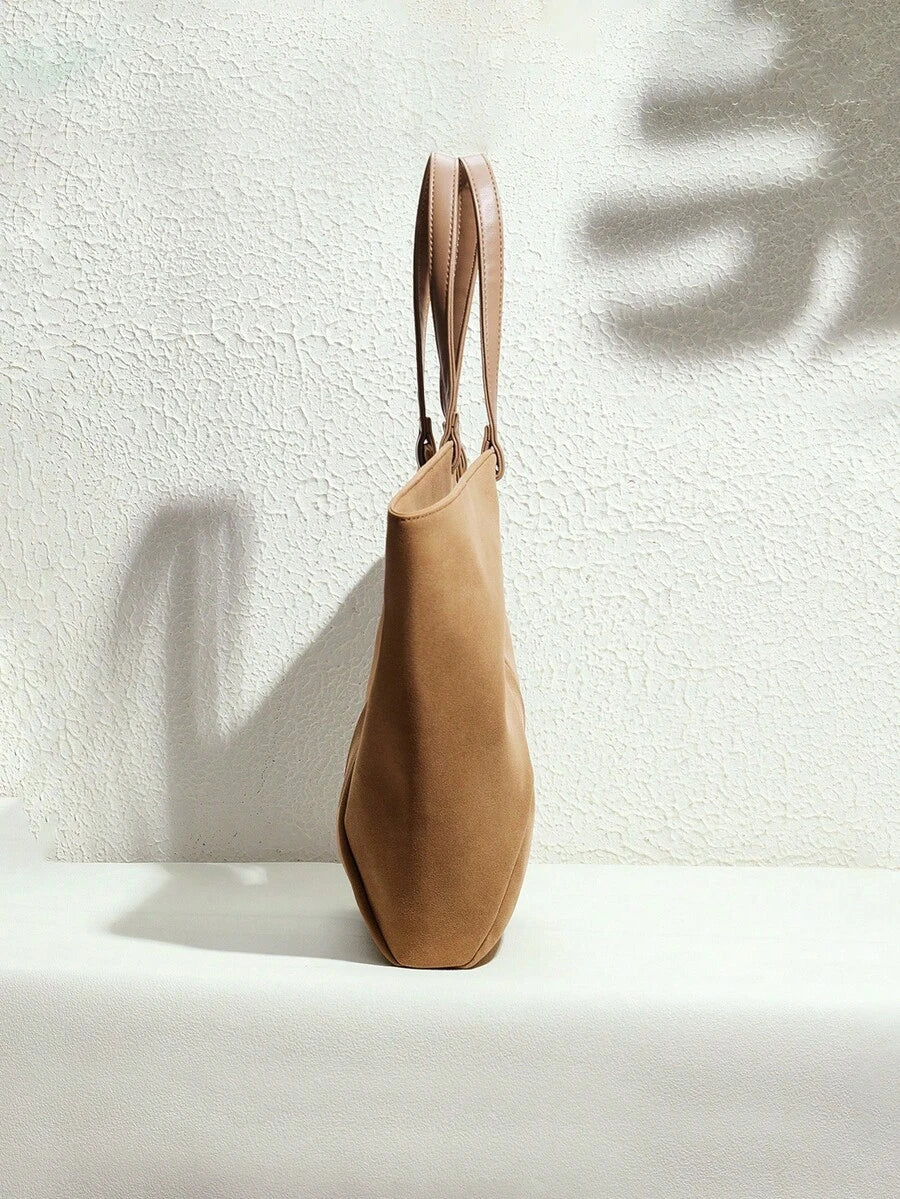 Bolsa de Palha com Alça de Couro e Tassel