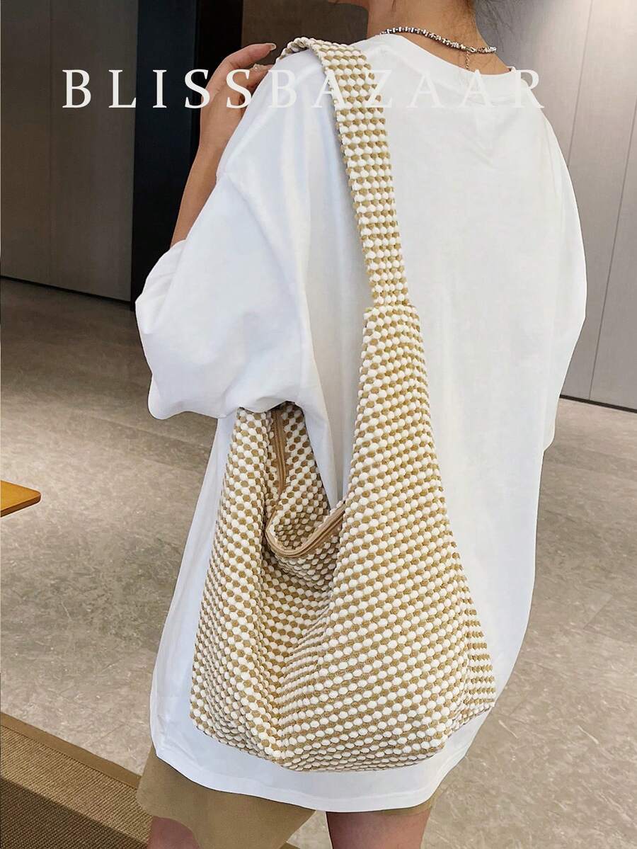 Bolsa de Tecido com Estampa Geométrica e Alças Trançadas