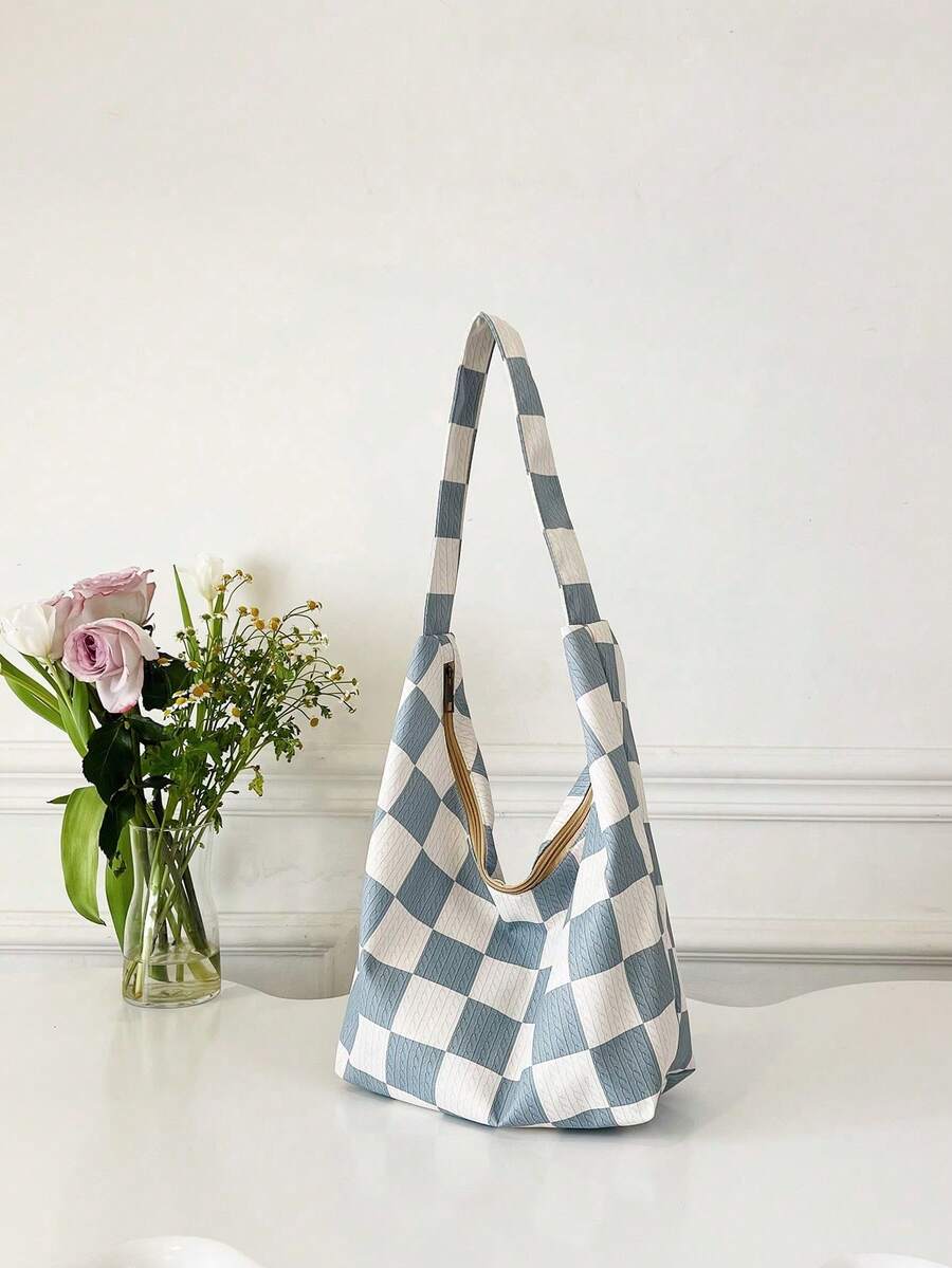 Bolsa de Tecido com Estampa Geométrica e Alças Trançadas