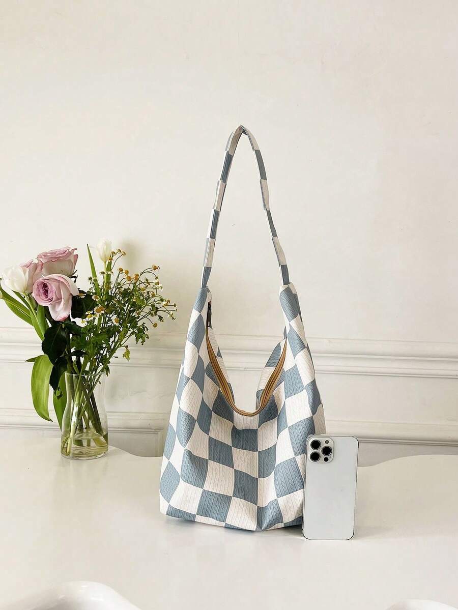 Bolsa de Tecido com Estampa Geométrica e Alças Trançadas