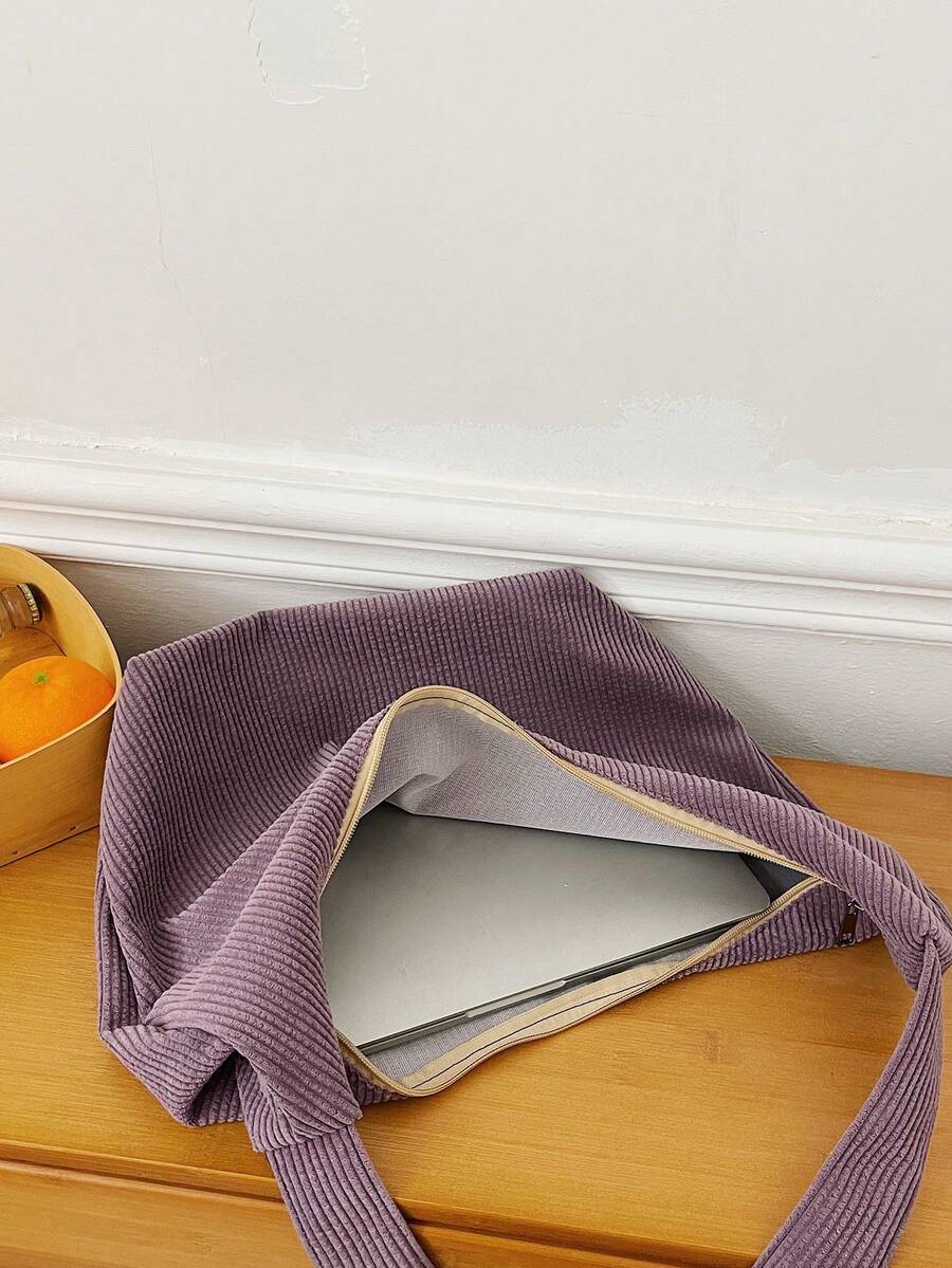 Bolsa de Tecido com Estampa Geométrica e Alças Trançadas